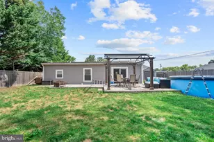 29 Favored Ln, Levittown, PA 19055 - Photo 39
