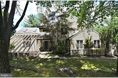 22 Wychwood Lane, Langhorne, PA 19047 - Photo 1