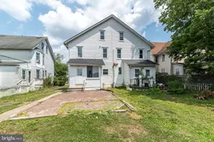 140 S 3rd St, Quakertown, PA 18951 - Photo 35