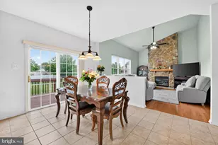16 Amesbury Rd, Fallsington, PA 19054 - Photo 13