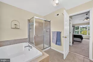 16 Amesbury Rd, Fallsington, PA 19054 - Photo 25