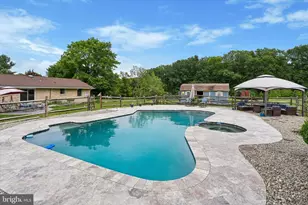 2380 Winding Rd, Quakertown, PA 18951 - Photo 9