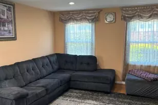 2067 E Wellington Rd, Newtown, PA 18940 - Photo 9