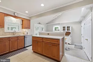 477 Trappe Ln, Langhorne, PA 19047 - Photo 7