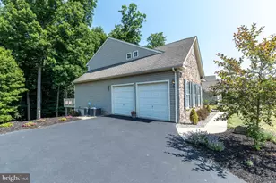 1876 Sycamore Dr, Quakertown, PA 18951 - Photo 5