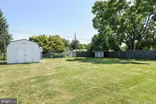 239 Tewksbury Rd, Fairless Hills, PA 19030 - Photo 23