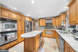5839 Private Rd, Doylestown, PA 18902 - Photo 17