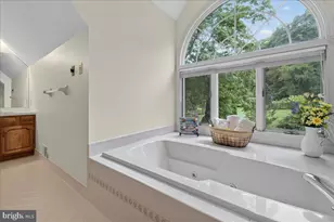2850 W Fox Chase Cir, Doylestown, PA 18902 - Photo 37