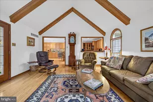 2850 W Fox Chase Cir, Doylestown, PA 18902 - Photo 19