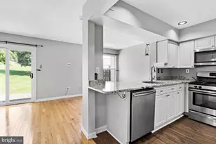 4650 Louise St Claire Dr, Doylestown, PA 18902 - Photo 3
