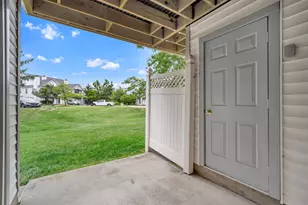 305 Crossroads Dr, Warwick, PA 18974 - Photo 23