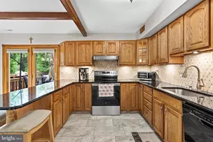 4104 Barnstaple Ct, Bensalem, PA 19020 - Photo 15