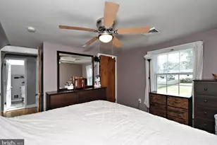 630 Elmwood Ave, Feasterville-Trevose, PA 19053 - Photo 29