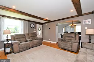 630 Elmwood Ave, Feasterville-Trevose, PA 19053 - Photo 9