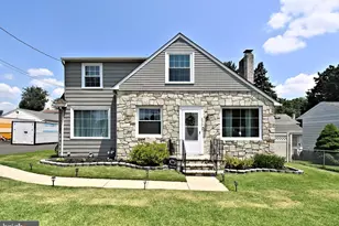 630 Elmwood Ave, Feasterville-Trevose, PA 19053 - Photo 3