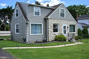 630 Elmwood Ave, Feasterville-Trevose, PA 19053 - Photo 3
