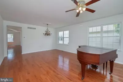 7 Blue Flax Lane, Langhorne, PA 19047 - Photo 17