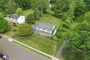 1111 University Dr, Yardley, PA 19067 - Photo 9