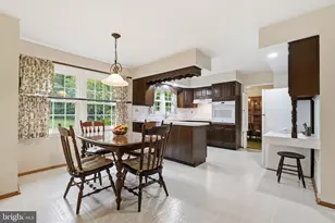 1111 University Dr, Yardley, PA 19067 - Photo 15