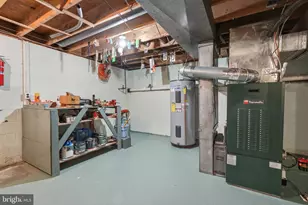 1111 University Dr, Yardley, PA 19067 - Photo 33