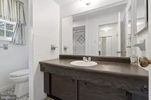 1111 University Dr, Yardley, PA 19067 - Photo 25