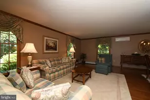 2125 Upper Ridge Rd, Green Lane, PA 18054 - Photo 11