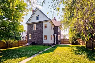 111 E Broad St, Trumbauersville, PA 18970 - Photo 25
