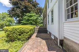 222 Aqueduct Rd, Washington Crossing, PA 18977 - Photo 11