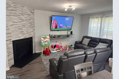 574 S Mount Vernon Circle, Bensalem, PA 19020 - Photo 7