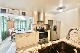 14 Verdant Rd, Levittown, PA 19057 - Photo 19