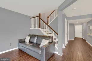472 Trumbull Ct, Newtown, PA 18940 - Photo 5
