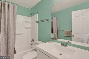 472 Trumbull Ct, Newtown, PA 18940 - Photo 27