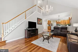 1224 Bridle Estates Dr, Yardley, PA 19067 - Photo 9
