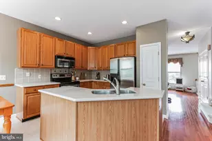 32 Charter Oak Ct, Doylestown, PA 18901 - Photo 7