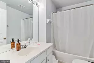 32 Charter Oak Ct, Doylestown, PA 18901 - Photo 31