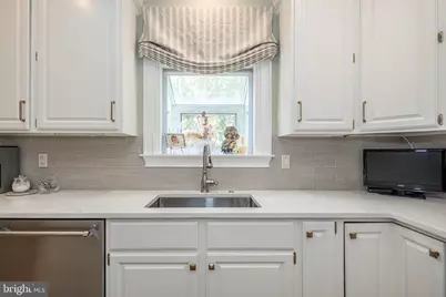 102 Saint Andrews Place #E, Newtown, PA 18940 - Photo 37