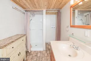 563 E Dark Hollow Rd, Pipersville, PA 18947 - Photo 39