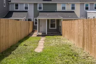 647 Spruce St, Bristol, PA 19007 - Photo 33