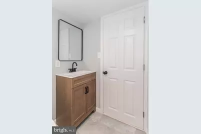 647 Spruce Street, Bristol, PA 19007 - Photo 23