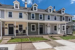647 Spruce St, Bristol, PA 19007 - Photo 1