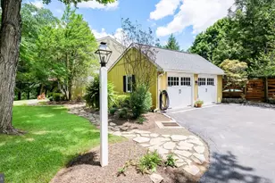 17 Stringer Dr, Doylestown, PA 18901 - Photo 11