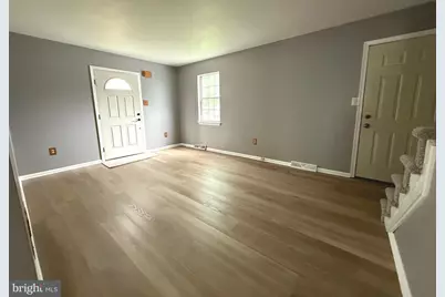 409 Edgewood Drive, Hilltown, PA 18969 - Photo 5