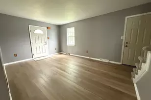 409 Edgewood Dr, Hilltown, PA 18969 - Photo 5