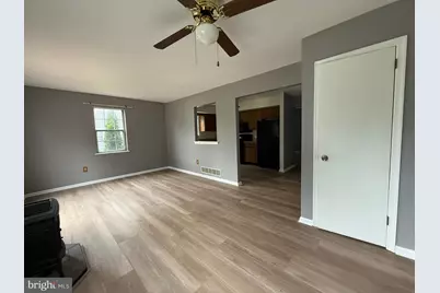 409 Edgewood Drive, Hilltown, PA 18969 - Photo 9