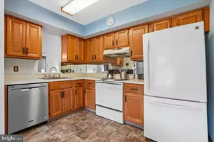 462 Redbud Ct, Warrington, PA 18976 - Photo 9