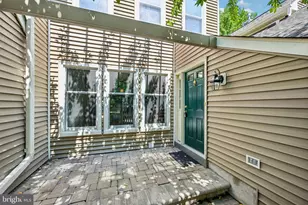 1564 Applewood Cir, Yardley, PA 19067 - Photo 7
