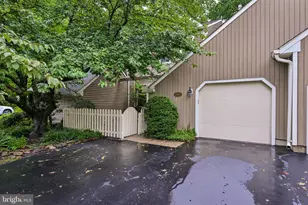 1564 Applewood Cir, Yardley, PA 19067 - Photo 3