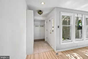 1564 Applewood Cir, Yardley, PA 19067 - Photo 11