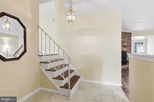 572 Sterling St, Newtown, PA 18940 - Photo 5