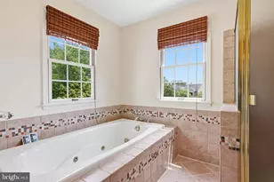 572 Sterling St, Newtown, PA 18940 - Photo 35